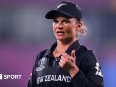 Suzie Bates: New Zealand great to retire from internationals after 2026 Women’s T20 World Cup Suzie Bates of New Zealand gestures during the ICC Women