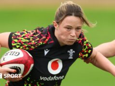 Women’s Six Nations: Alisha Joyce set for Wales comeback after birth of son Alisha Joyce with ball under right arm runs forward in Wales training